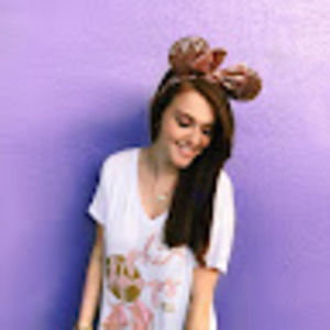 Meet your Posher, Melanie